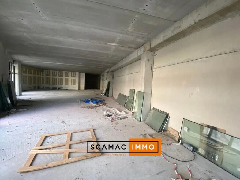 Retail in La Garde for lease - Interior Photo - Image 3 of 6