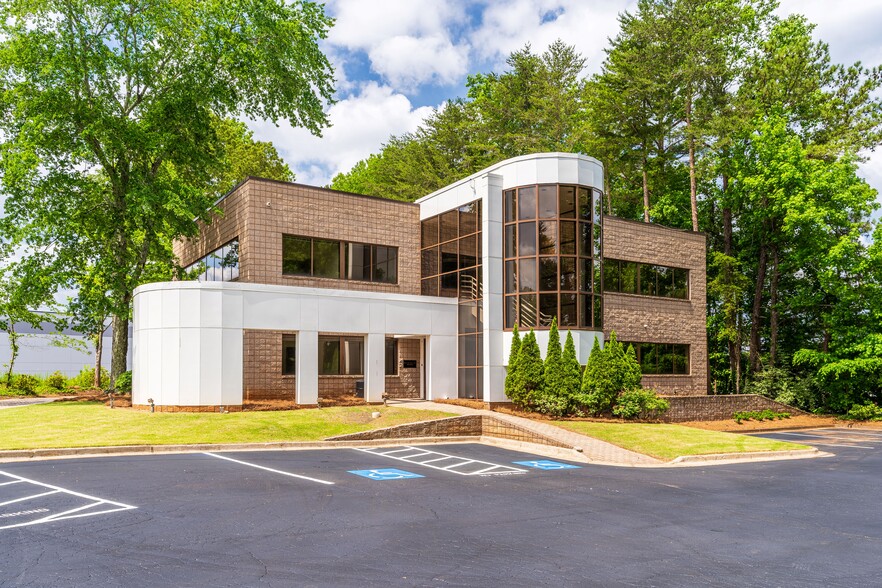 4898 S Old Peachtree Rd, Peachtree Corners, GA for sale - Building Photo - Image 1 of 13