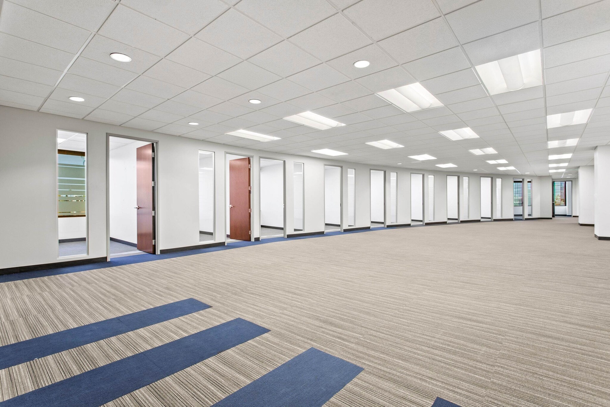 4660 La Jolla Village Dr, San Diego, CA for lease Interior Photo- Image 1 of 12