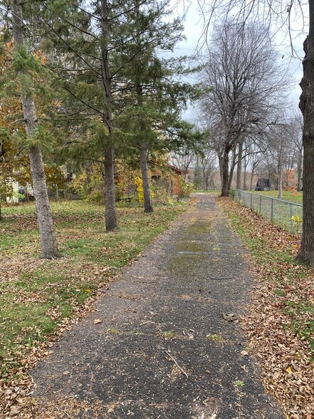 16281 Richardson Ave, Dayton, MN for sale - Building Photo - Image 3 of 4