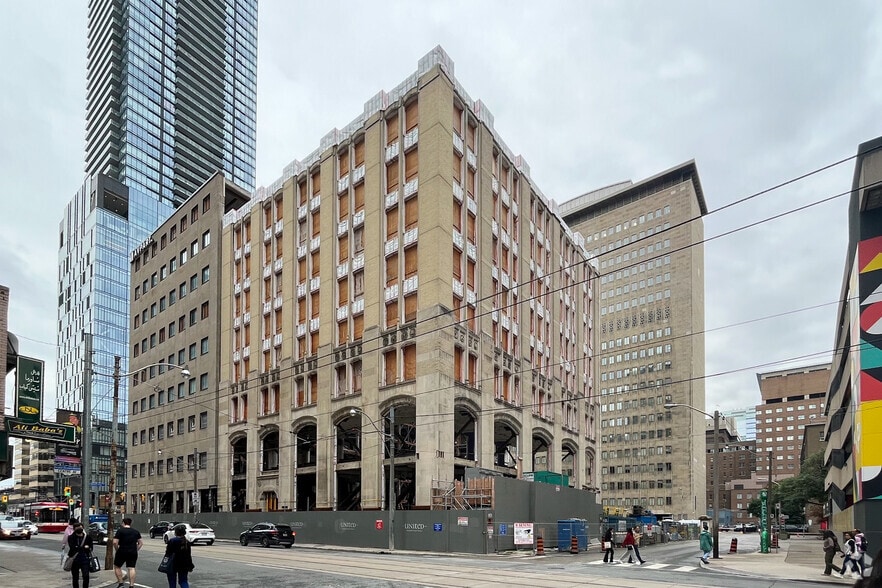 88 Centre Av, Toronto, ON for lease - Building Photo - Image 3 of 4