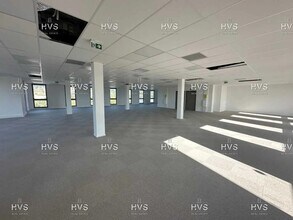 Office in Aix-en-Provence for lease Interior Photo- Image 2 of 10