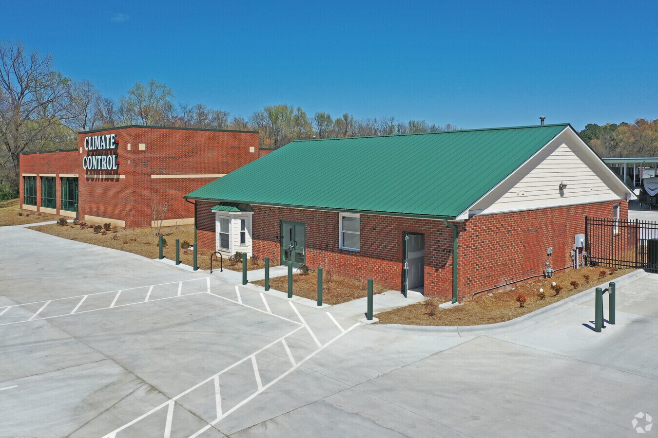 4343 Garrett Rd, Durham, NC 27707