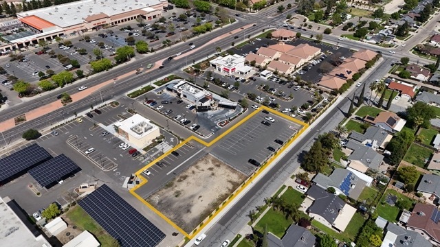 Prosperity Ave, Tulare, CA for lease - Primary Photo - Image 1 of 3