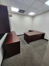 7700 W 79th St, Bridgeview, IL for lease Building Photo- Image 2 of 3