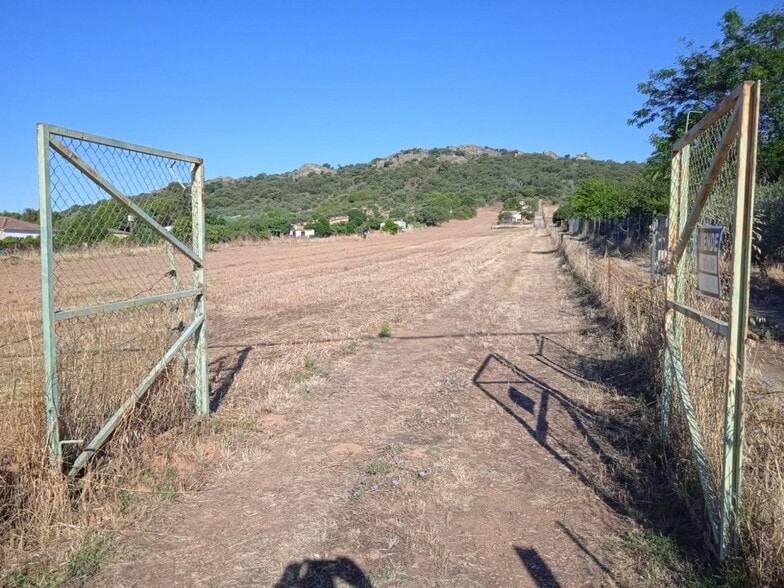 Land in Cáceres for sale - Building Photo - Image 2 of 4