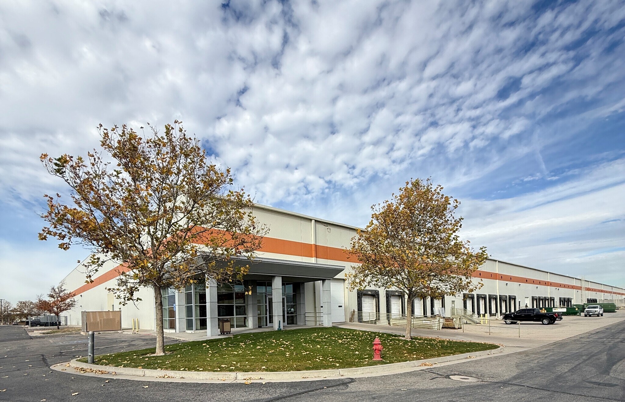 2475 S 3200 W, Salt Lake City, UT for lease Building Photo- Image 1 of 26
