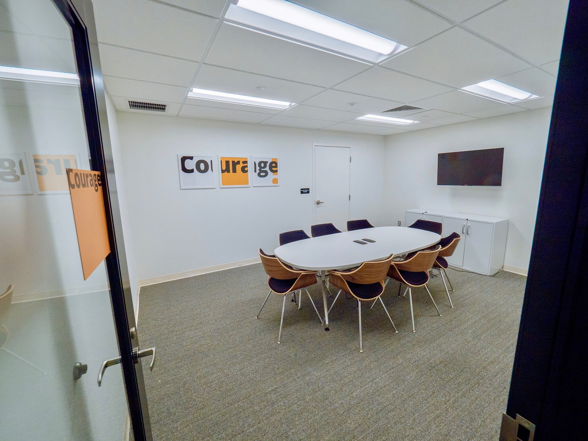 20 Church St, Hartford, CT 06103 Stilts Building