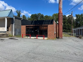 4337 Victory Dr, Columbus GA - Parking Garage