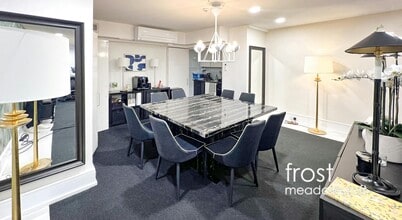 14 Stanhope Mews W, London for lease Interior Photo- Image 1 of 3