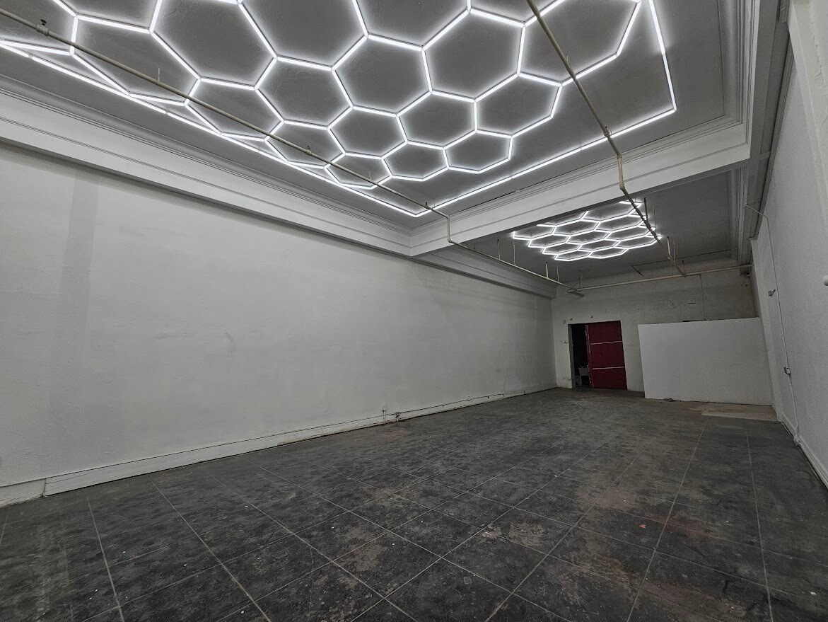 406-414 W Pico Blvd, Los Angeles, CA for lease Interior Photo- Image 1 of 5