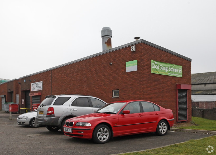 Corngreaves Rd, Cradley Heath for sale - Primary Photo - Image 1 of 1