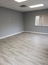 25 Pompton Ave, Verona, NJ for lease Interior Photo- Image 2 of 4