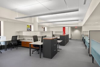 301 Washington St, Columbus, IN for lease Building Photo- Image 2 of 21