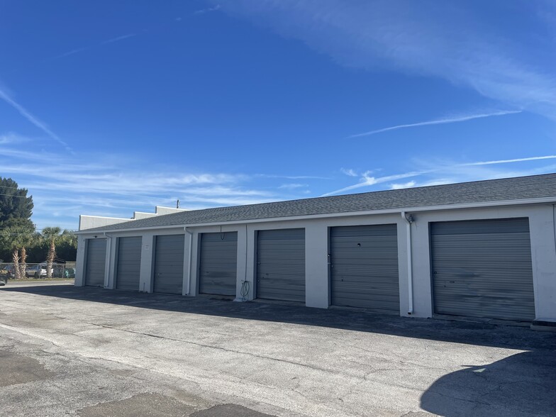 2157 Range Rd, Clearwater, FL for lease - Building Photo - Image 2 of 3