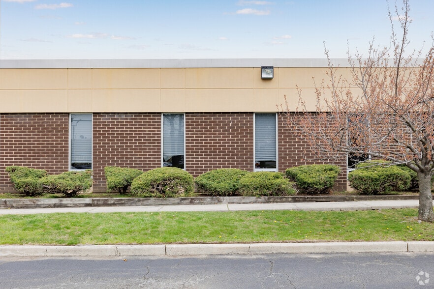 75 Oxford Dr, Moonachie, NJ 07074 Industrial for Lease