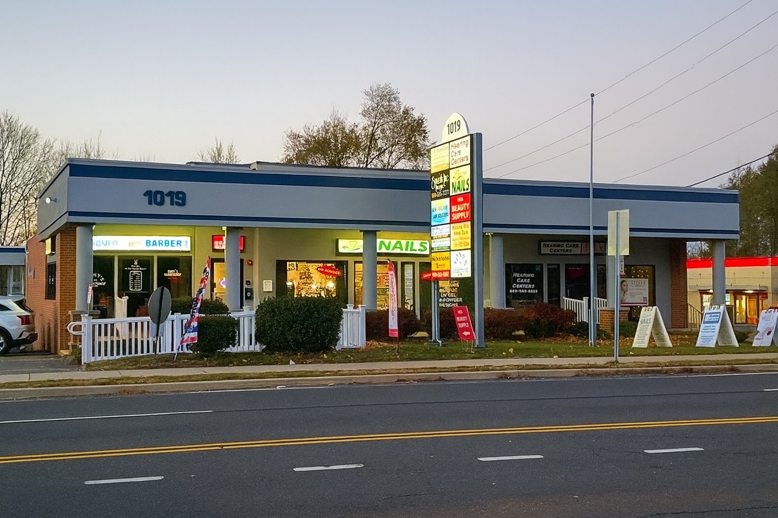 1019 Farmington Ave, Bristol, CT for lease Building Photo- Image 1 of 7