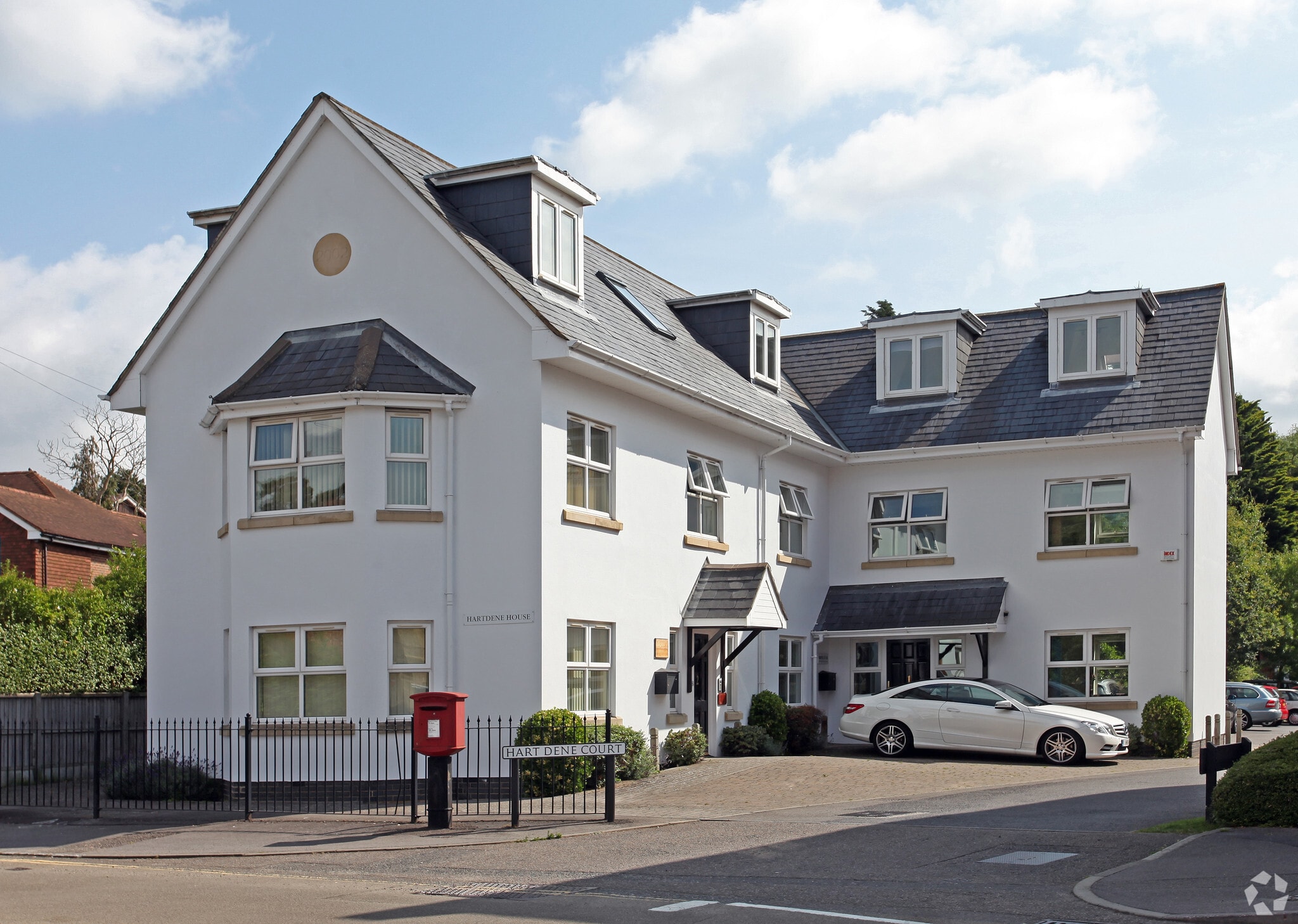 Bridge Rd, Bagshot for lease Building Photo- Image 1 of 11