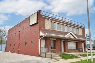 6915 W Capitol Dr, Milwaukee WI - Convenience Store