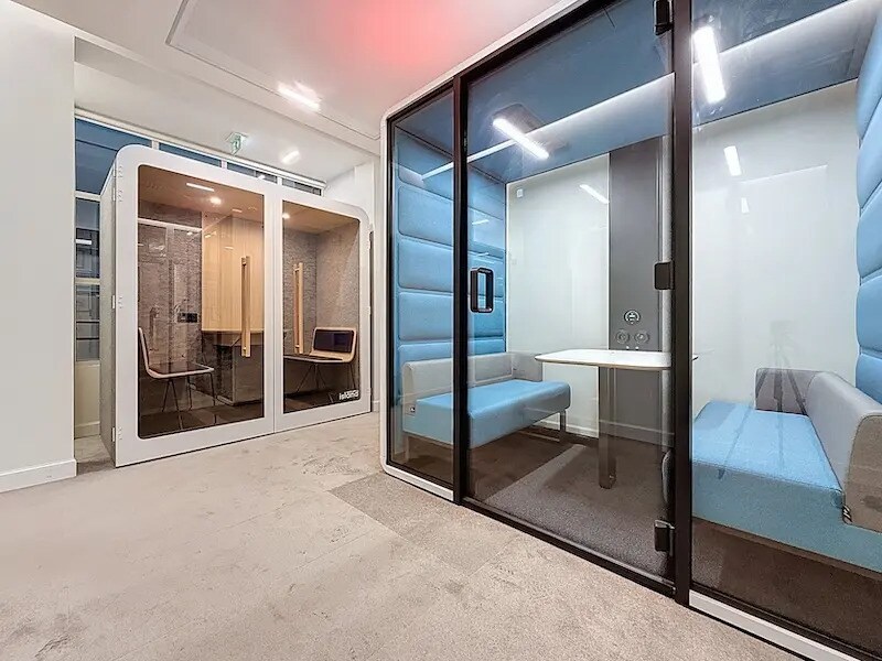 Office in Paris for lease Interior Photo- Image 1 of 10