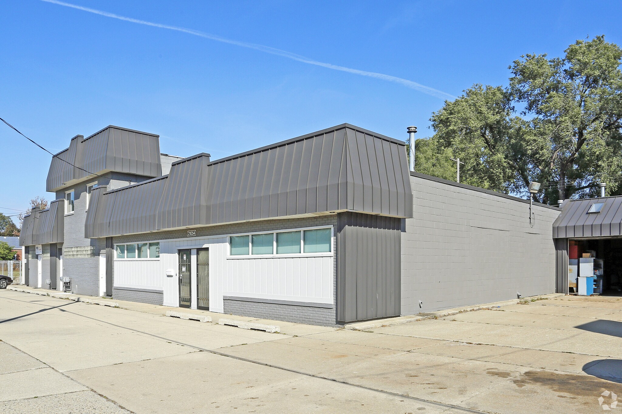 21054-21072 Ryan Rd, Warren, MI for sale Primary Photo- Image 1 of 1