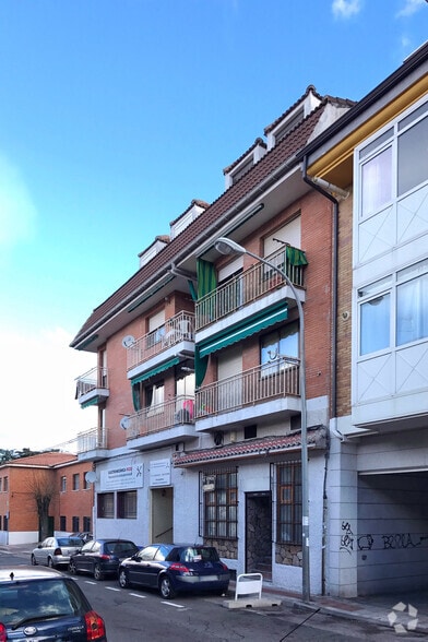 Calle Serafín Gómez Bonilla, 3, Collado Villalba, Madrid for sale - Building Photo - Image 1 of 3