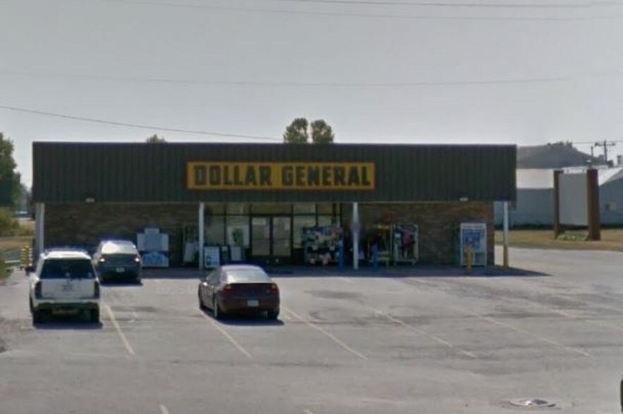 1200 W 5th St, Wilton, IA 52778