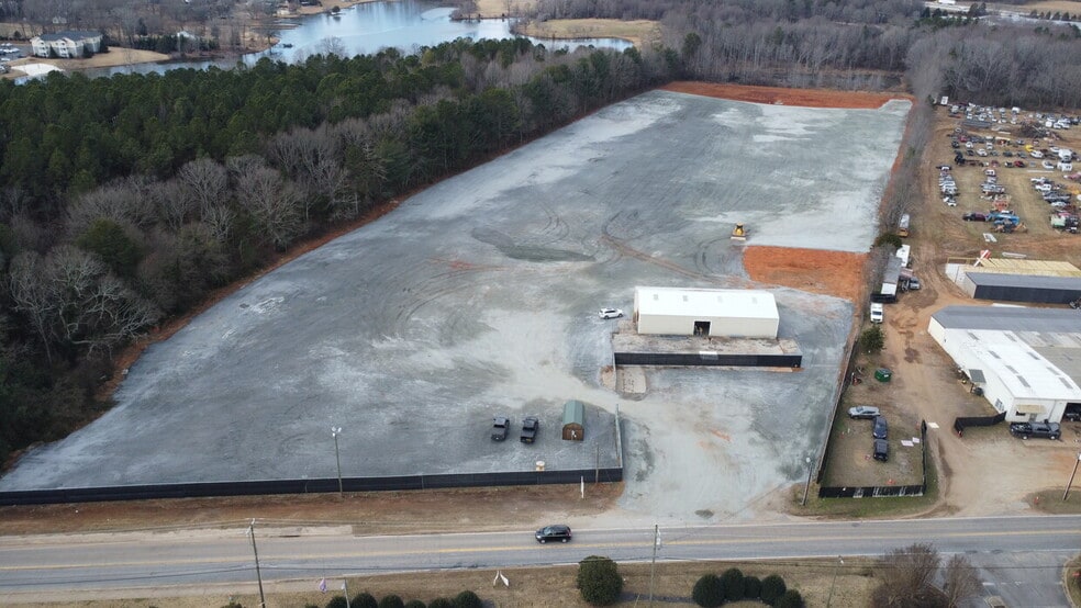 7915 Valley Falls Rd, Spartanburg, SC for lease - Building Photo - Image 3 of 5