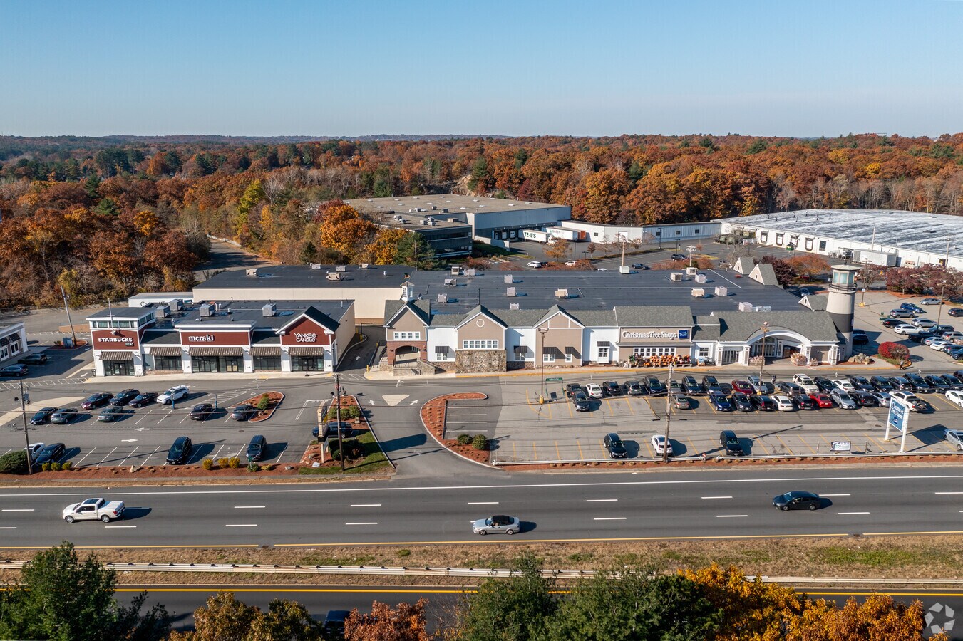 24 Broadway, Lynnfield, MA 01940 Shipwharf Mall