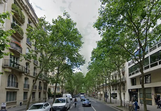 Retail in Paris for lease Building Photo- Image 1 of 4