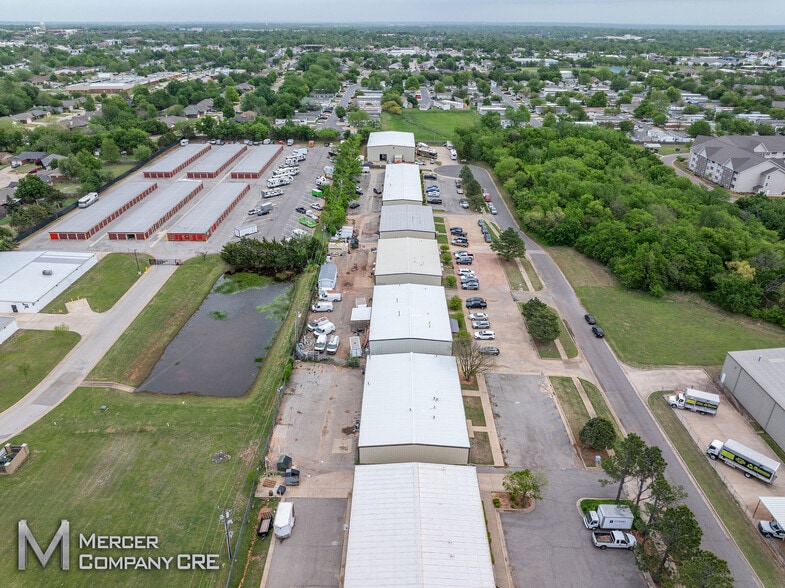 717 Evergreen St, Edmond, OK for lease - Aerial - Image 2 of 22