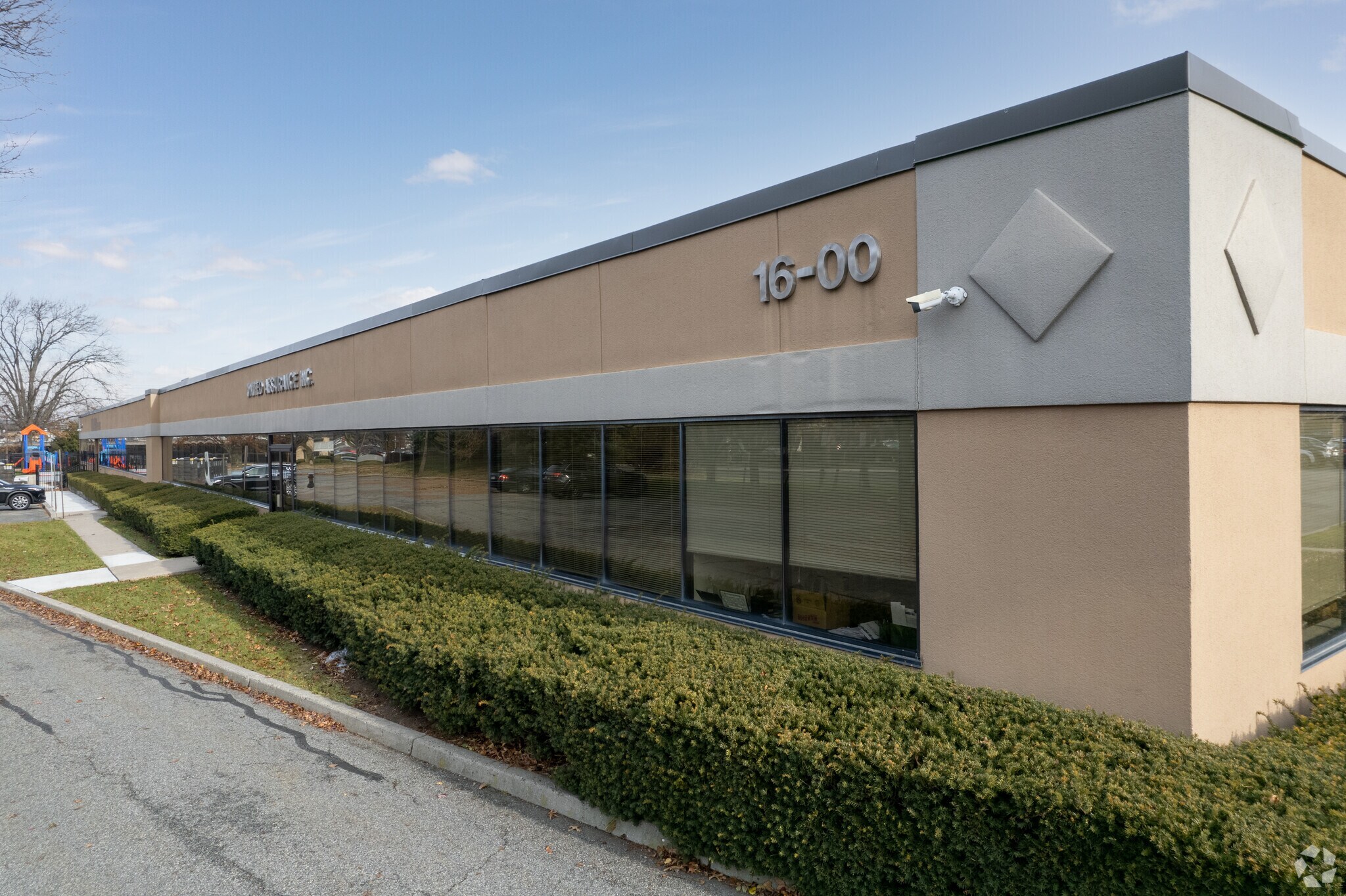 1600 Pollitt Dr, Fair Lawn, NJ 07410 Industrial for Lease