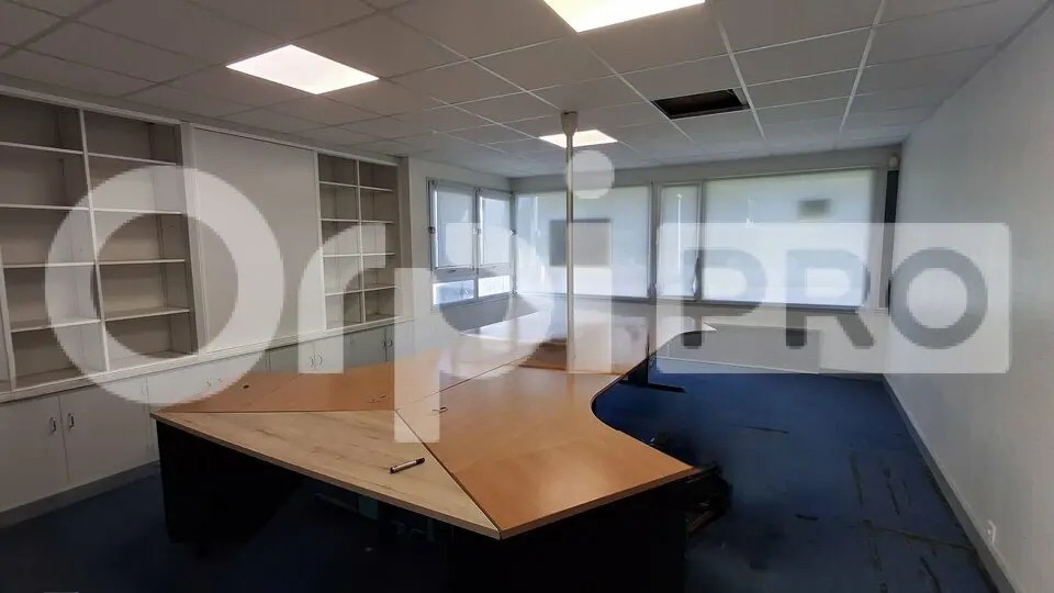 Office in La Baule-Escoublac for sale - Interior Photo - Image 3 of 4