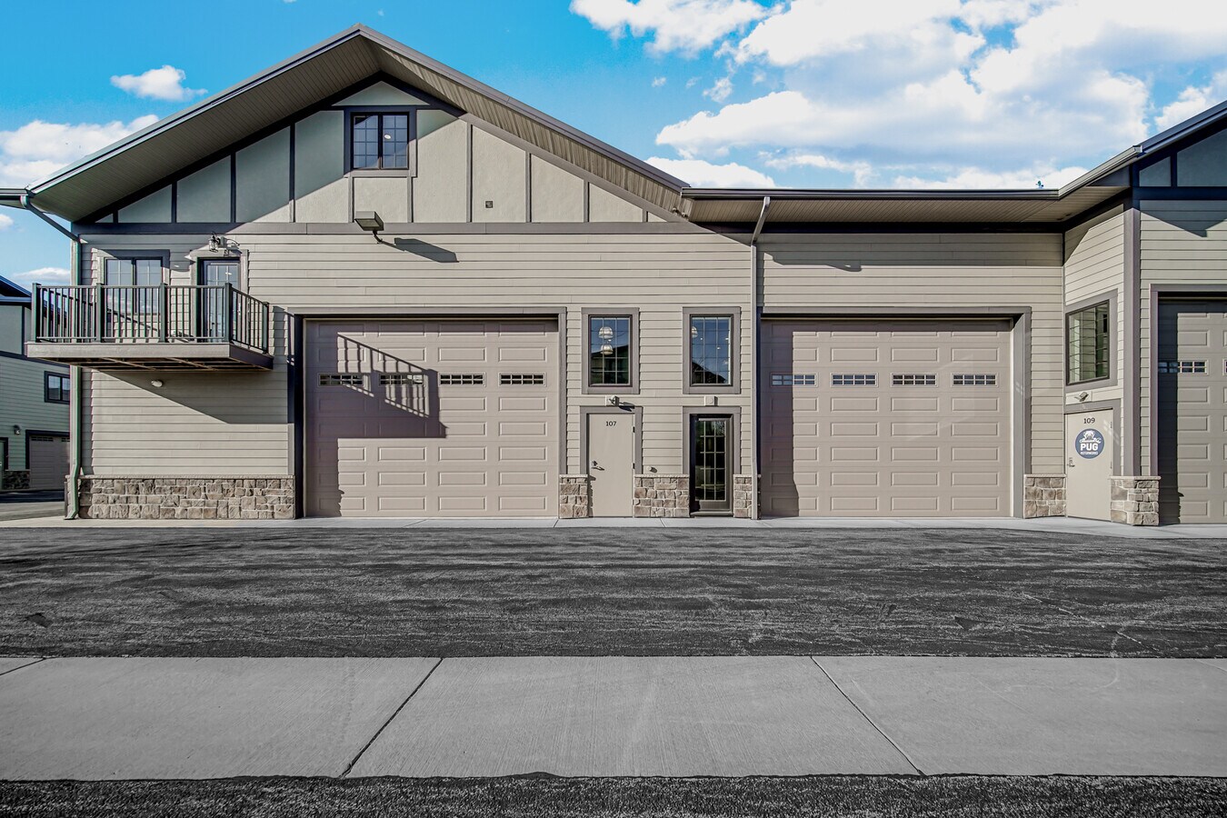 2244 Ferry Rd, Naperville, IL 60563 - Unit J109 - - Interior Photo - Image 1 of 6