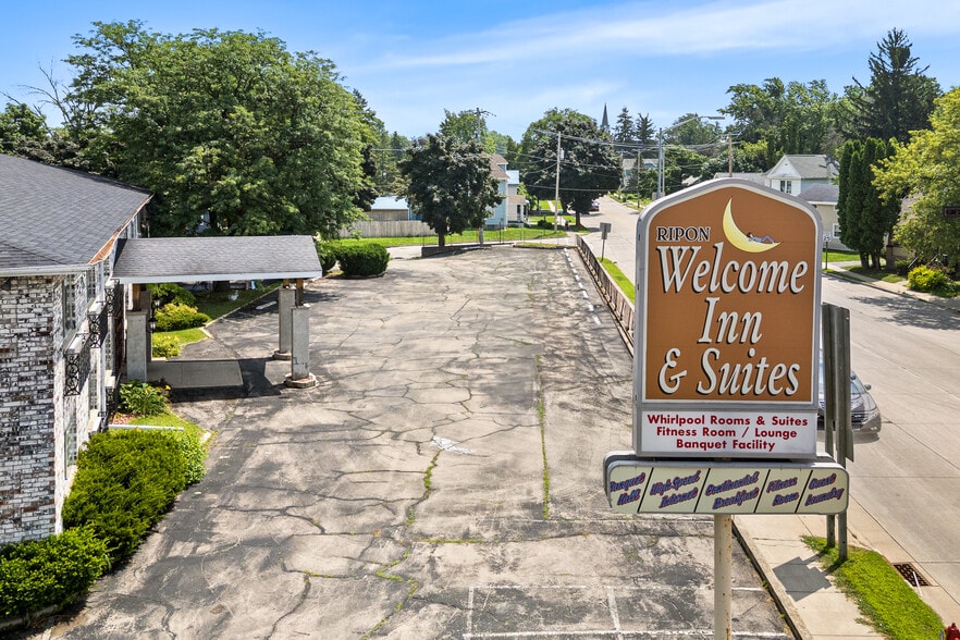 240 E Fond du Lac St, Ripon, WI for sale - Aerial - Image 2 of 26