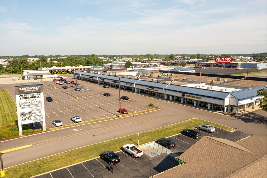 4624-4740 W 38th St, Indianapolis, IN for lease - Building Photo - Image 3 of 3