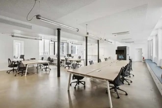 42-44 Rue De Paradis, Paris for lease Interior Photo- Image 2 of 6