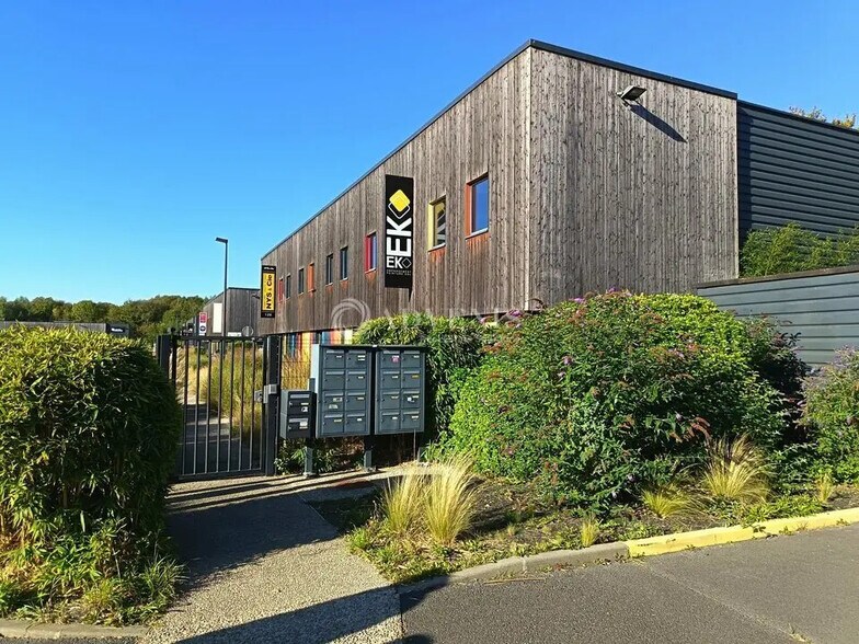 Flex in Wambrechies for sale - Building Photo - Image 2 of 12