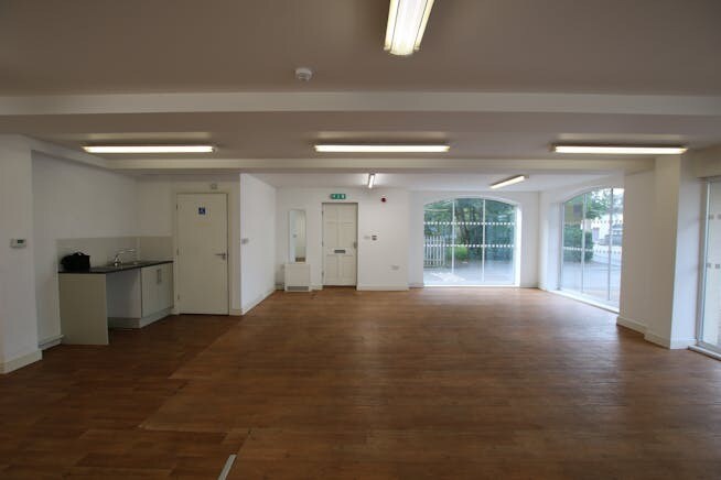 206 Station Rd, West Moors for lease Interior Photo- Image 1 of 3