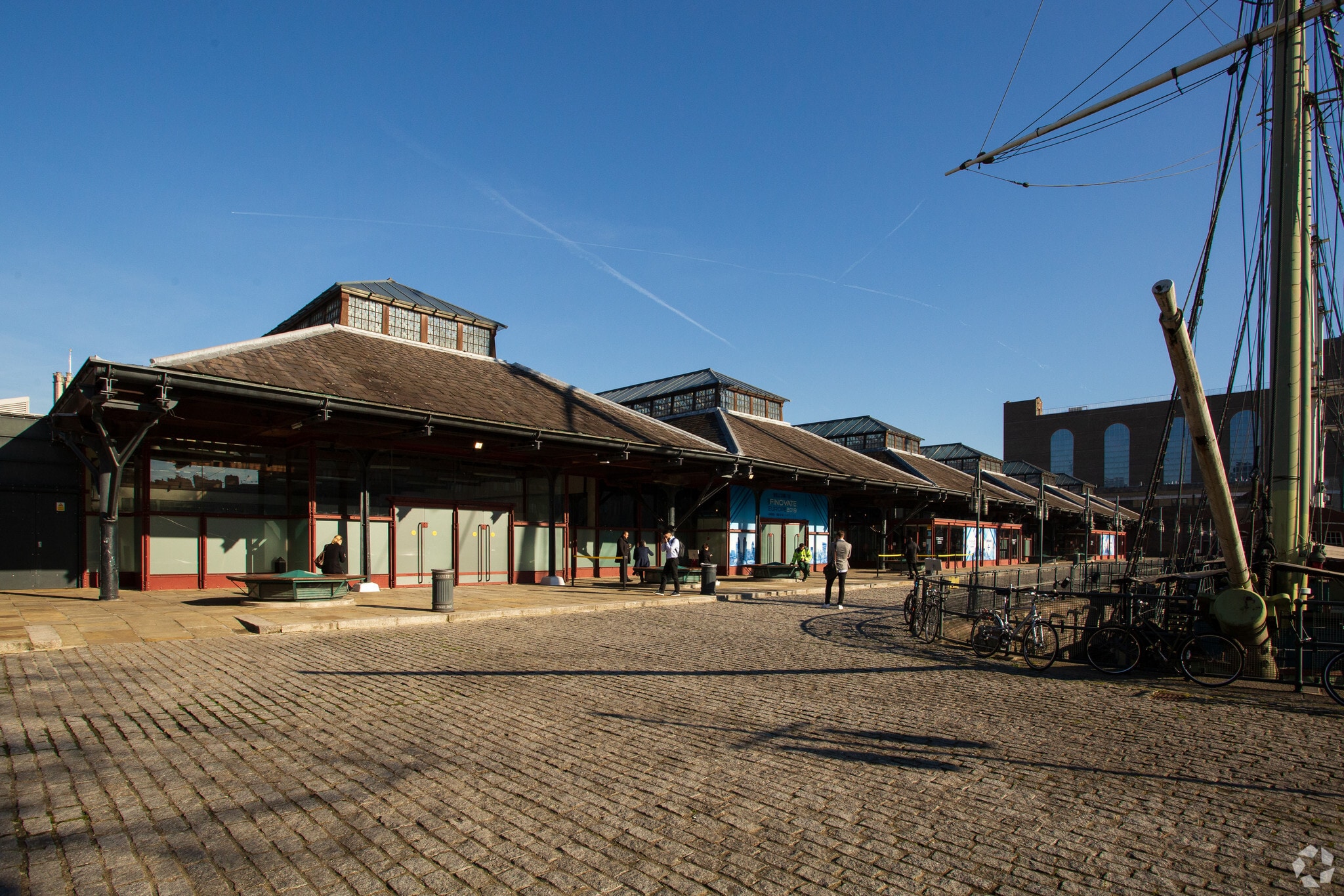 Former Henry's Bar 50 Porters Walk London E1w 2sf, London for sale Building Photo- Image 1 of 1