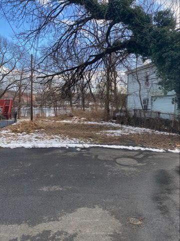 61 Crescent Ave, Totowa, NJ for sale Primary Photo- Image 1 of 1