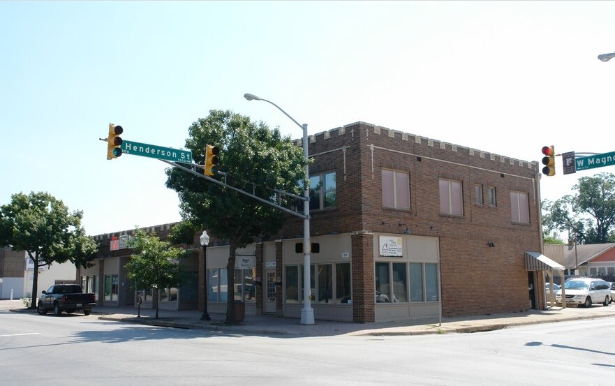 1121 W Magnolia Ave, Fort Worth, TX 76104