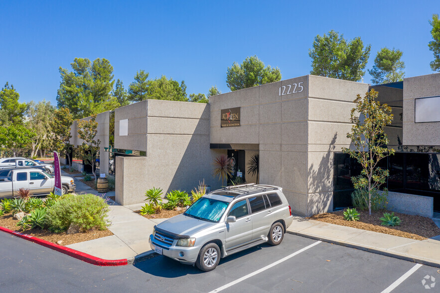 12225 World Trade Dr, San Diego, CA for lease - Building Photo - Image 3 of 5