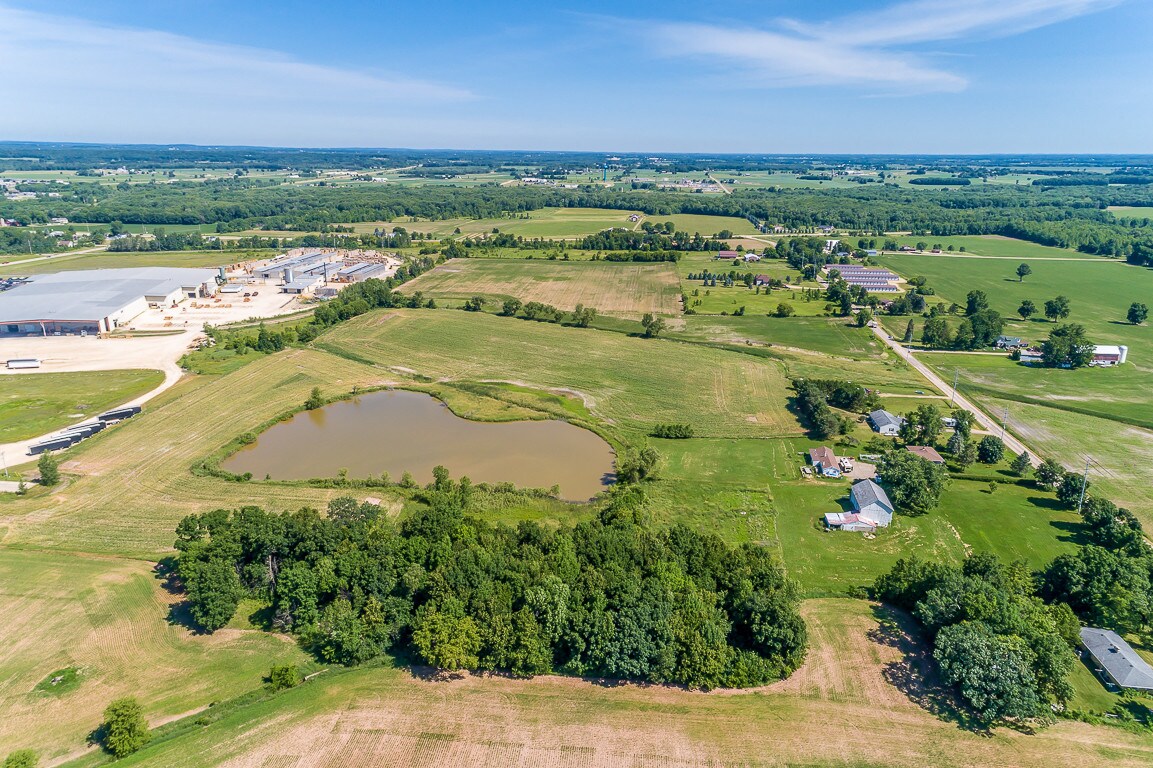 House Rd, New London, WI 54961