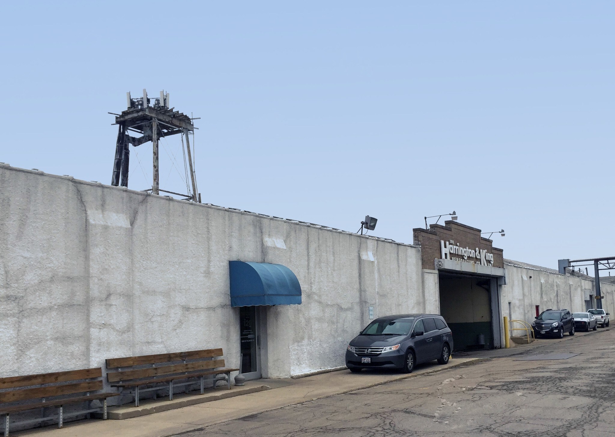 5658 W Fillmore St, Chicago, IL for sale Primary Photo- Image 1 of 1