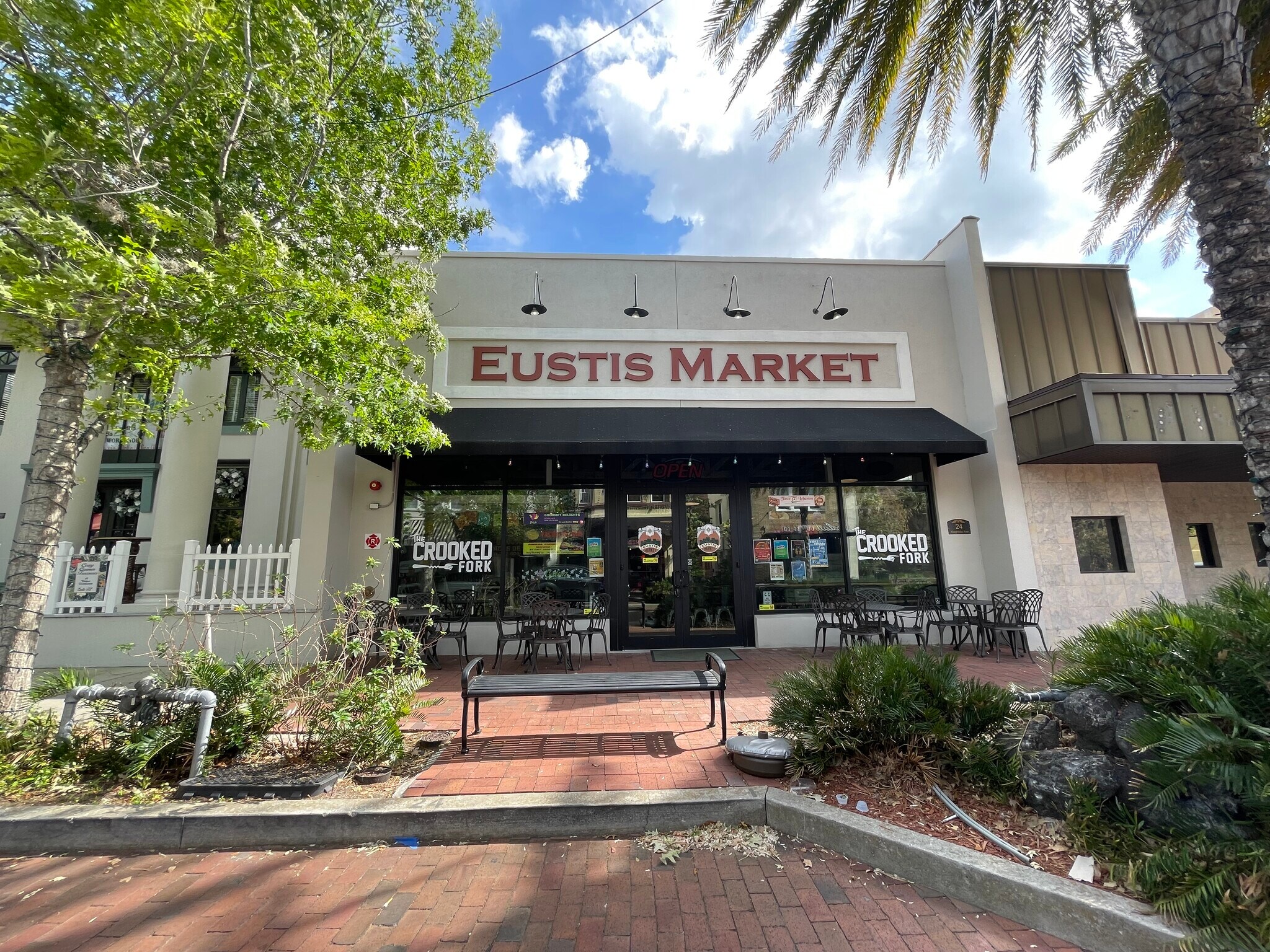 24 E Magnolia Ave, Eustis, FL for lease Building Photo- Image 1 of 31