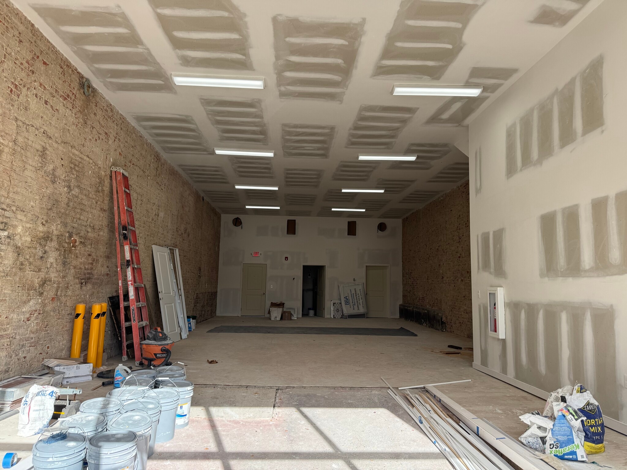 10 E Washington Ave, Washington, NJ for lease Interior Photo- Image 1 of 5