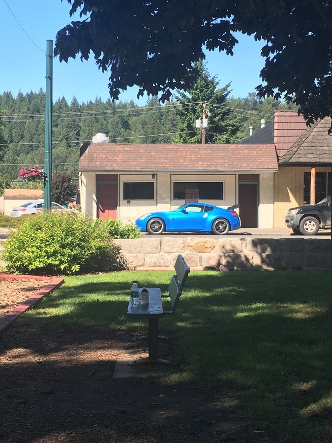 112 Washington Ave S, Orting, WA 98360