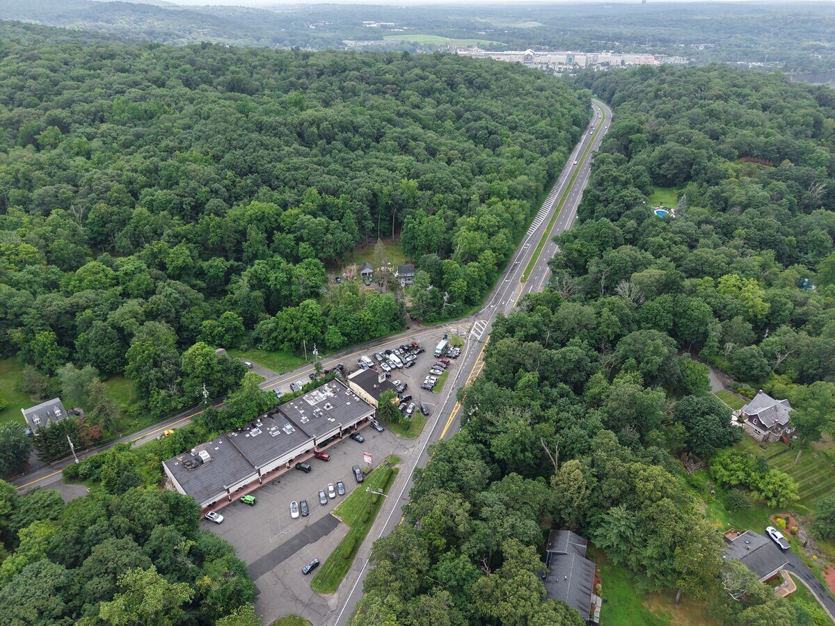 38 Route 303 Tappan NY 10983 - 38 Route 303 Tappan NY Building Photo 1 HighDefinition 