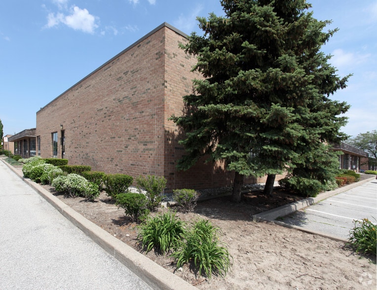 3403 American Dr, Mississauga, ON for lease - Building Photo - Image 2 of 5